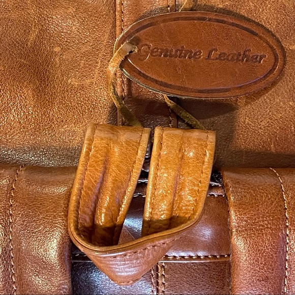 Wilson’s Genuine Leather Bag - Picture 6 of 12